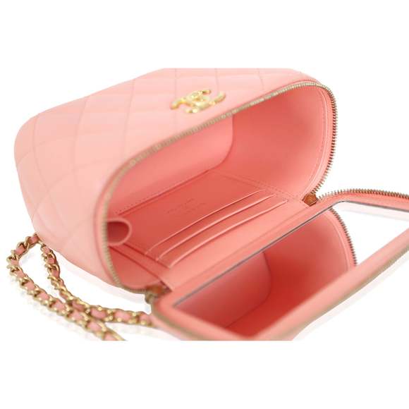 CHANEL Vanity Case Pink Leather Handbag - Picture 7 of 7